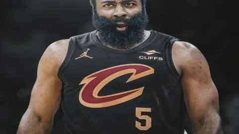 瑞典女足以2-0完胜澳大利亚，荣获2025女足世界杯铜牌！