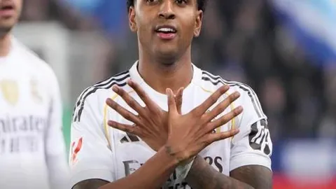 摩根·罗杰斯首次亮相英格兰国家队，角逐国际赛